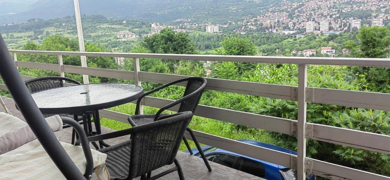Apartamento Stan Na Dan Memic Sarajevo Exterior foto